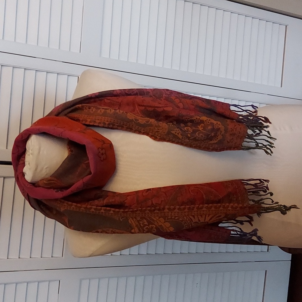 Floral Paisley Wrap Scarf - Picture 7 of 9